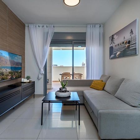 Melony Apartments Yam Suf Street Эйлат Экстерьер фото